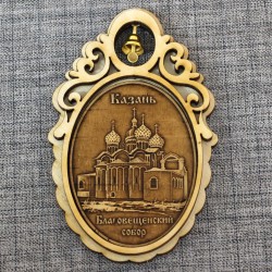 Магнит из бересты овал с колоколом "Благовещенский собор.Казань