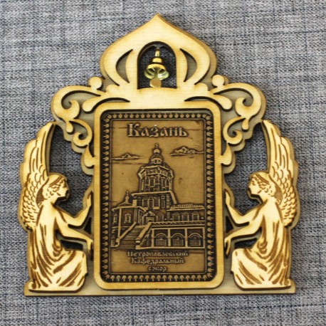 Магнит из бересты прямоугольный ангелы с колокольчиком "Петропавловский Каферальный собор