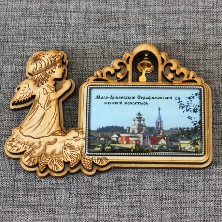 Магнит из смолы прямоугольный ангел с колокольчиком "Мало-Дивеевский Серафимовский женский монастырь" Ижевск
