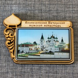 Магнит из смолы прямоугольный с куполом "Вознесенский Печерский монастырь" Н-Новгород