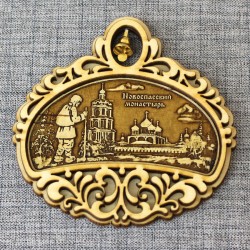 Магнит из бересты полукруг с колокольчиком "Новоспасский монастырь+паломник". Москва