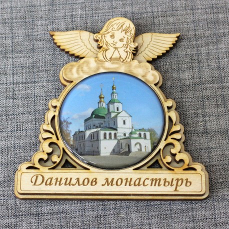 Магнит из смолы круглый ангел "Данилов монастырь" 