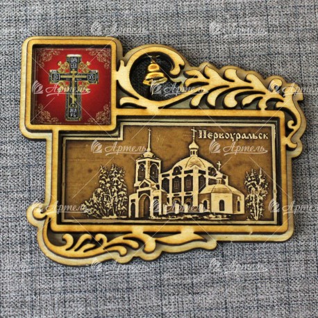 Магнит из бересты прям. с колокольчиком (крест) "Церковь Петра и Павла" Первоуральск