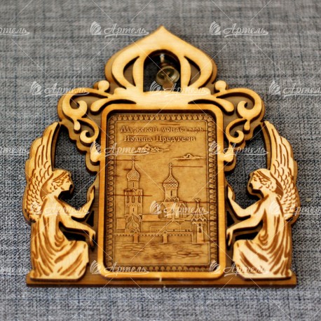 Магнит из бересты прямоугольный ангелы с колокольчиком "Мужской монастырь Иоанна Предтечи"